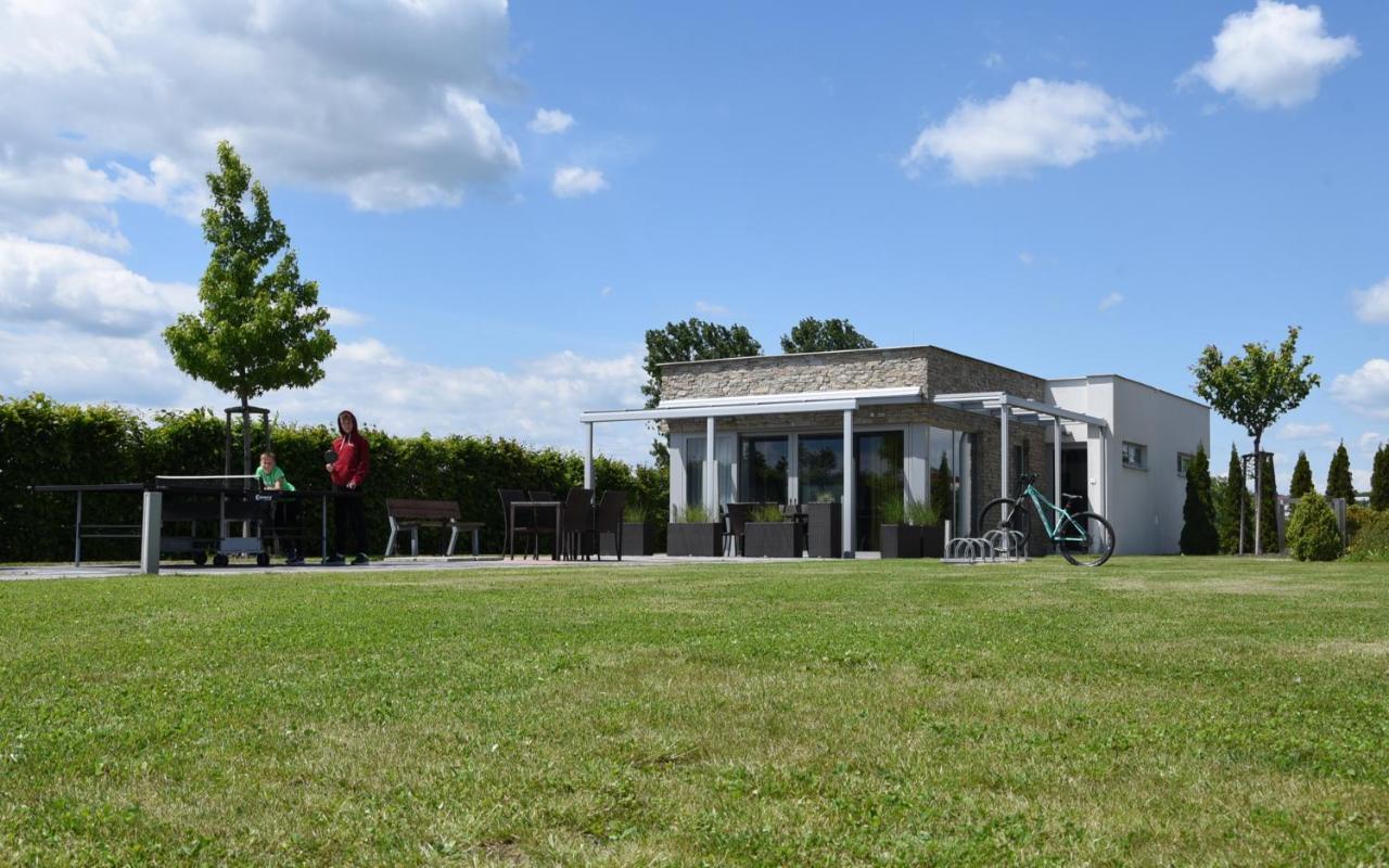 Harmony Medical & Wellness-free Parking, 1,8km From The Center Kromeriz